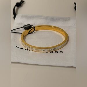 nwt Marc Jacobs gold/creme bangle - XS/S